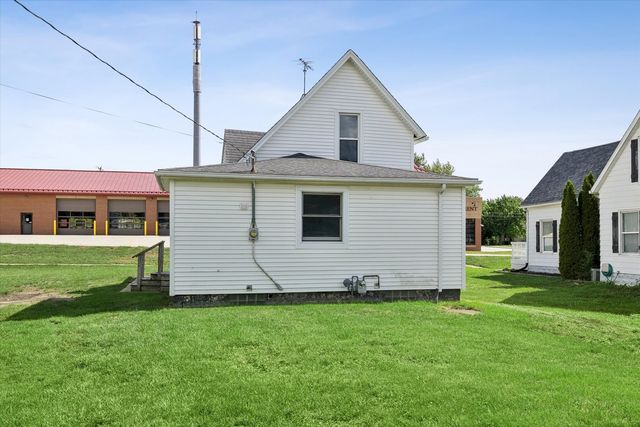 712 10th Street, De Witt, IA 52742