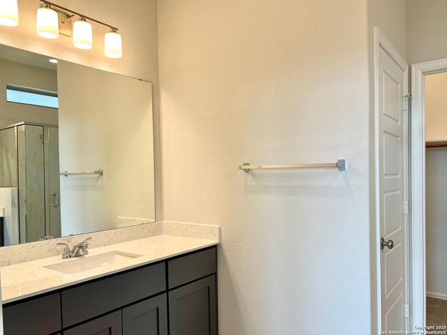 2810 High Castle, San Antonio, TX 78245