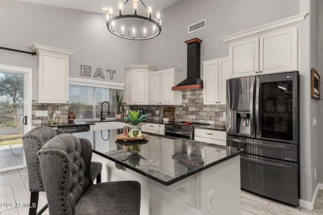 1441 E GLENHAVEN Drive, Phoenix, AZ 85048