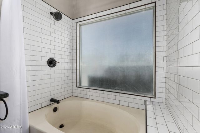 1441 E GLENHAVEN Drive, Phoenix, AZ 85048