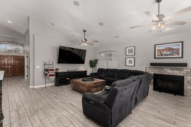 1441 E GLENHAVEN Drive, Phoenix, AZ 85048