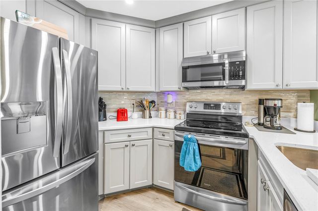 6924 STONES THROW CIRCLE N 8103, St Petersburg, FL 33710