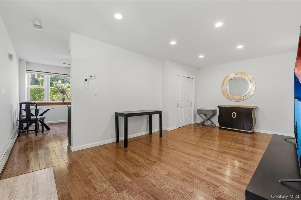 339 N Broadway, Yonkers, NY 10701 — photo 3