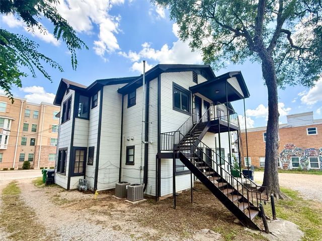 107 Fry Street 205, Denton, TX 76201