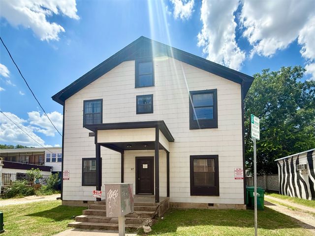 107 Fry Street 205, Denton, TX 76201