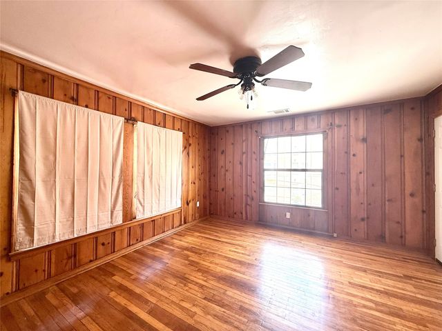 107 Fry Street 205, Denton, TX 76201