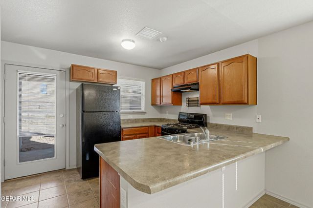 2328 HONEY DEW Street, El Paso, TX 79938