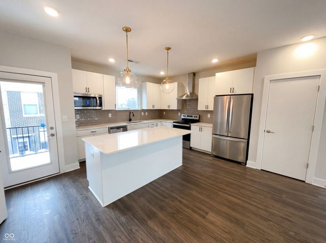 727 N Illinois Street UNIT 208, Indianapolis, IN 46204