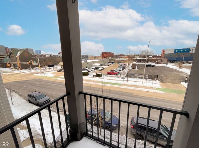 727 N Illinois Street UNIT 208, Indianapolis, IN 46204