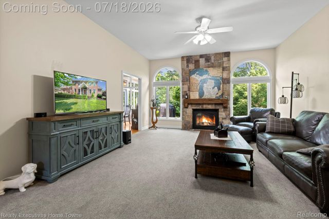 3276 Shorewood Avenue, Fort Gratiot Charter Township, MI 48059