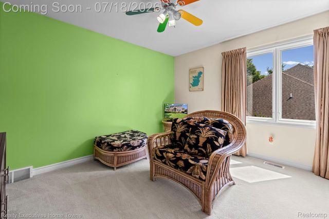 3276 Shorewood Avenue, Fort Gratiot Charter Township, MI 48059