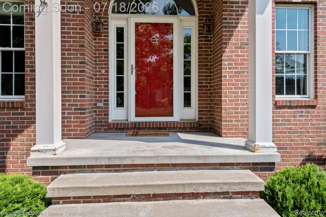 3276 Shorewood Avenue, Fort Gratiot Charter Township, MI 48059