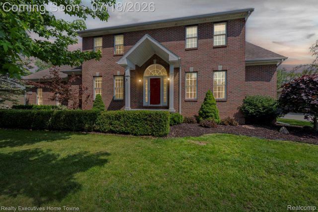 3276 Shorewood Avenue, Fort Gratiot Charter Township, MI 48059