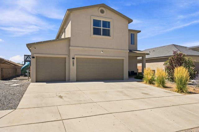 2740 Camino Plata Loop NE, Rio Rancho, NM 87144