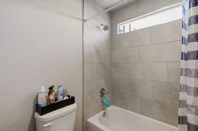 2740 Camino Plata Loop NE, Rio Rancho, NM 87144