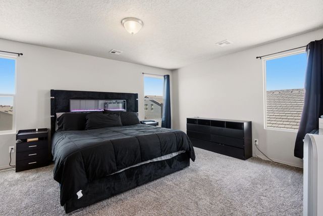 2740 Camino Plata Loop NE, Rio Rancho, NM 87144