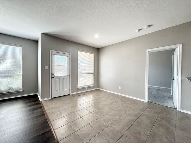 8301 Water Buck Run, Fort Worth, TX 76179