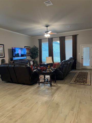 207 Michael Drive, Princeton, TX 75407