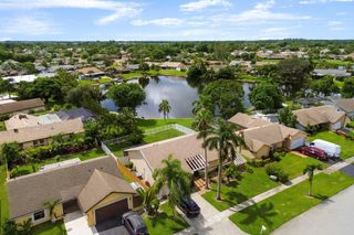 9477 Burlington Pl, Boca Raton, FL 33434