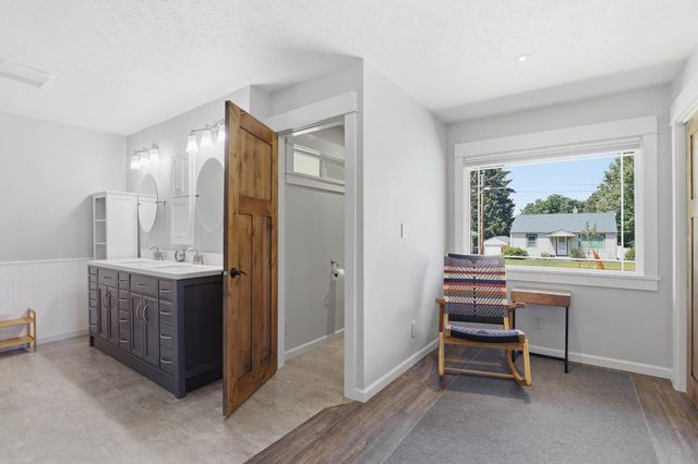 1628 E 15th Ave, Spokane, WA 99203