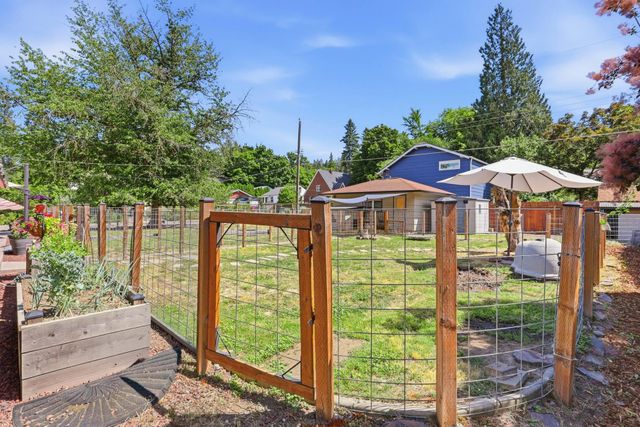 1628 E 15th Ave, Spokane, WA 99203