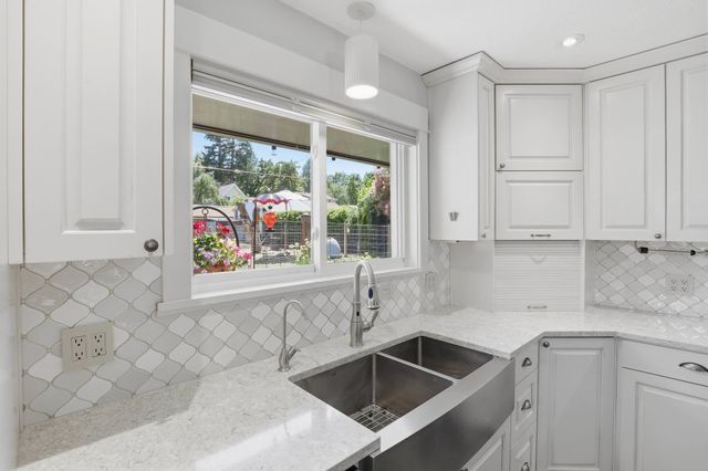 1628 E 15th Ave, Spokane, WA 99203