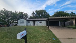 6101 Melody Lane, Watauga, TX 76148