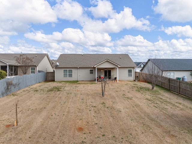 313 Highland Springs Loop, Inman, SC 29349