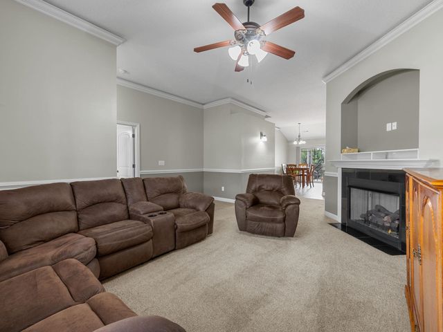 313 Highland Springs Loop, Inman, SC 29349