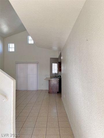 6168 Bluehill Avenue 2, Las Vegas, NV 89156