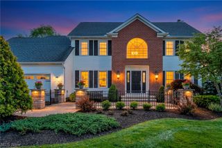 11395 Somerset Trail, Concord Twp, OH 44077