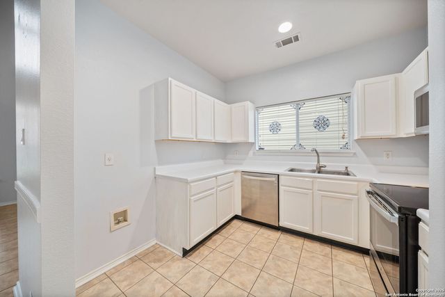 2723 Crown Arbor, San Antonio, TX 78251