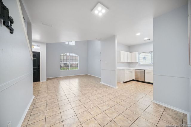 2723 Crown Arbor, San Antonio, TX 78251