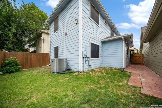 2723 Crown Arbor, San Antonio, TX 78251