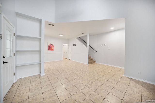 2723 Crown Arbor, San Antonio, TX 78251