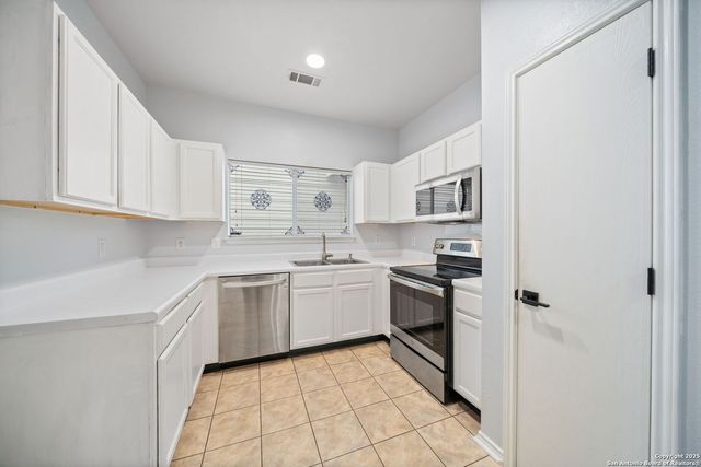 2723 Crown Arbor, San Antonio, TX 78251