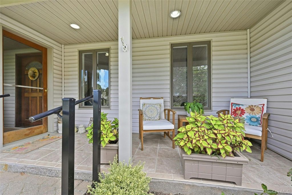 68 Woodland Road, Miller Place, NY 11764 — photo 4