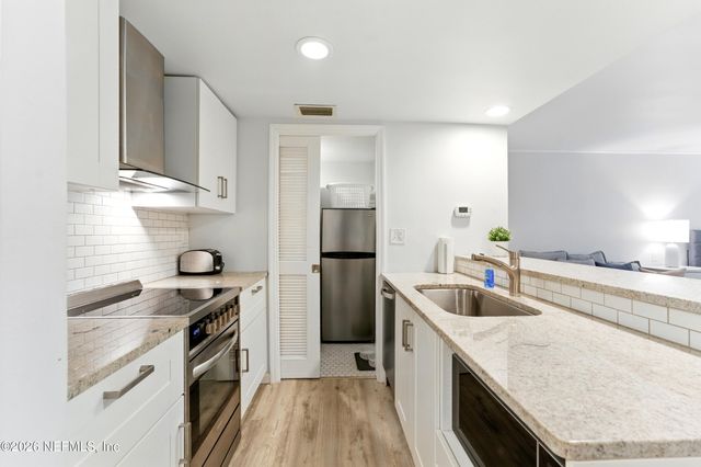 658 SUMMER Place, Ponte Vedra Beach, FL 32082