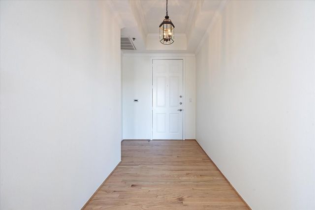 2520 Robinhood Street 503, Houston, TX 77005