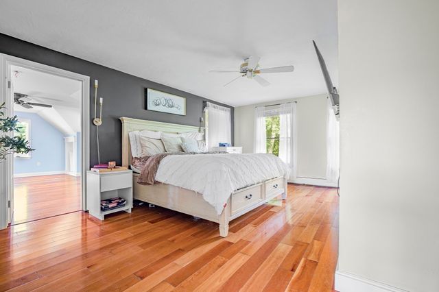 96 Fowler St, Upton, MA 01568