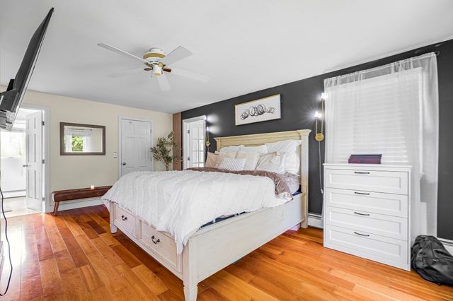 96 Fowler St, Upton, MA 01568
