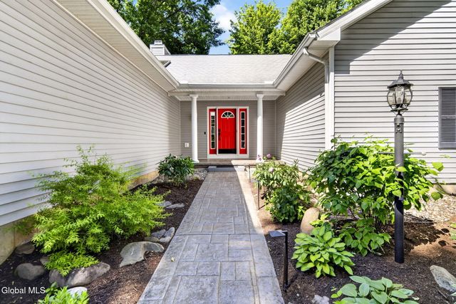34 W Skyview Drive, Cohoes, NY 12047