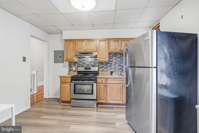 2520 S CLEVELAND ST, Philadelphia, PA 19145
