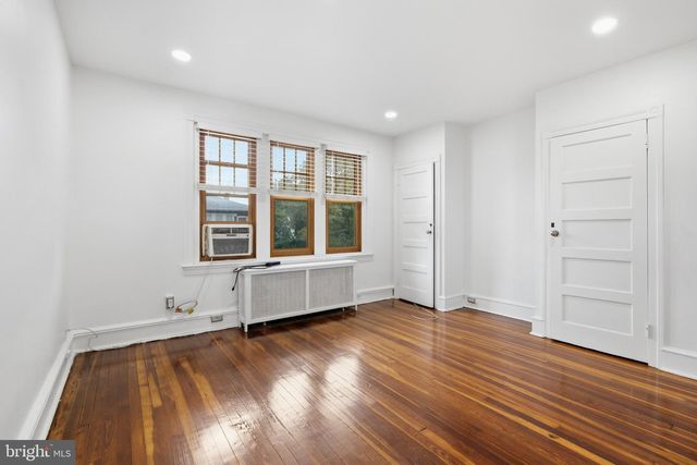 2520 S CLEVELAND ST, Philadelphia, PA 19145