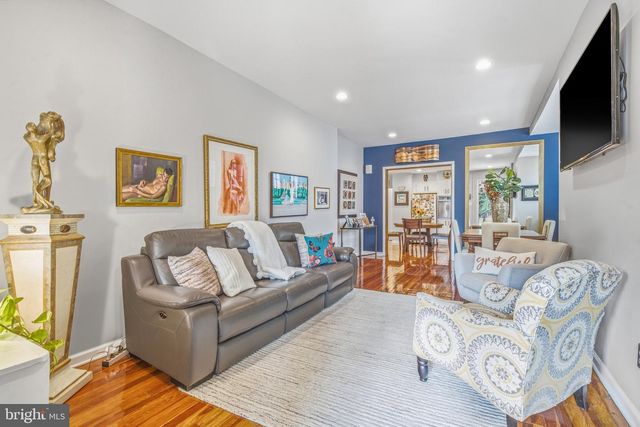 2520 S CLEVELAND ST, Philadelphia, PA 19145