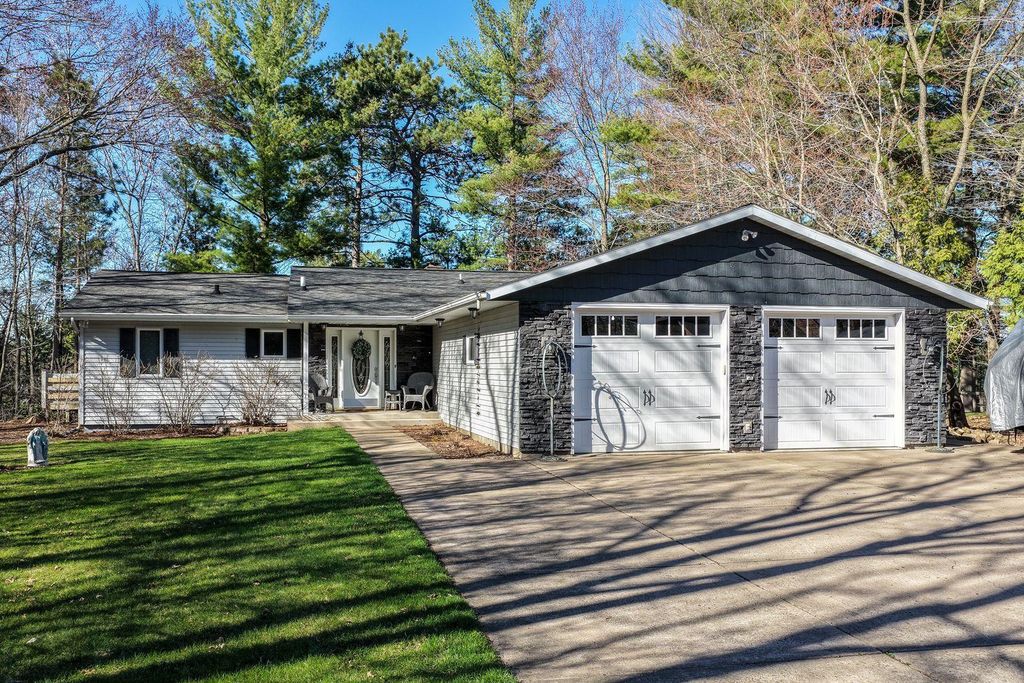 18792 76th Avenue, Chippewa Falls, WI 54729