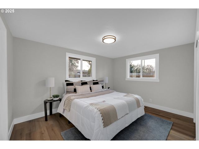 124 E ANCHOR Ave, Eugene, OR 97404