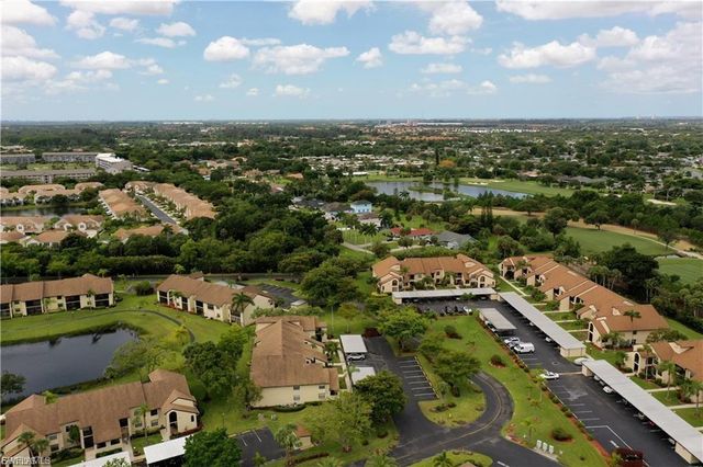 8445 Charter Club CIR 11, Fort Myers, FL 33919