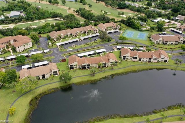 8445 Charter Club CIR 11, Fort Myers, FL 33919