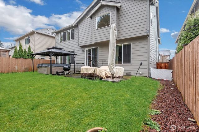 19011 106th Avenue Ct E, Puyallup, WA 98374